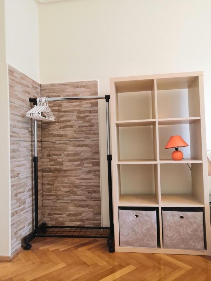Newisland Family Apartman Sarvar Exterior foto