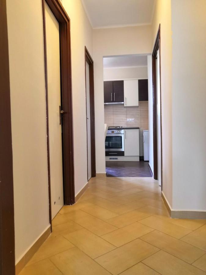 Newisland Family Apartman Sarvar Exterior foto